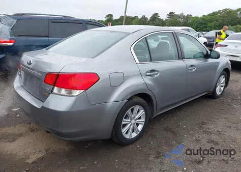 2010 Subaru Legacy 2.5I Premium z USA, uszkodzony, nr VIN 4S3BMBC67A3214332
